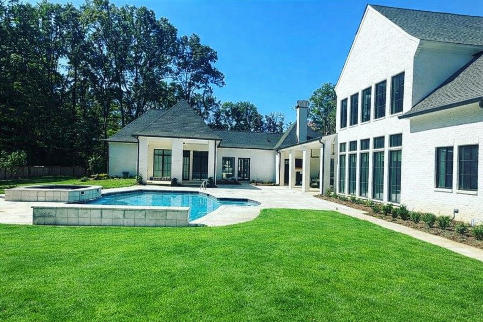 Outdoor living photo 06