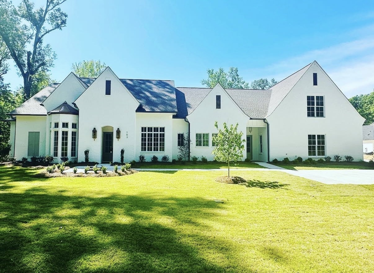 Luxury custom home in Mississippi